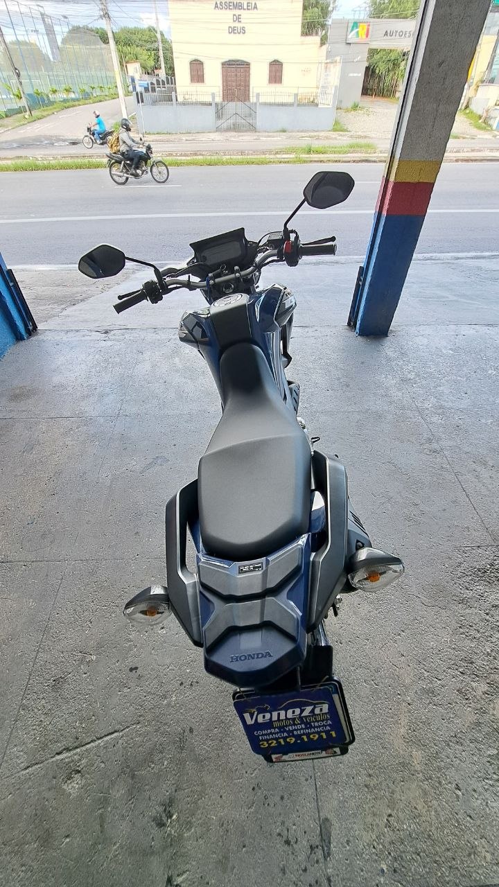 HONDA BROS 160 CBS POR CIMA